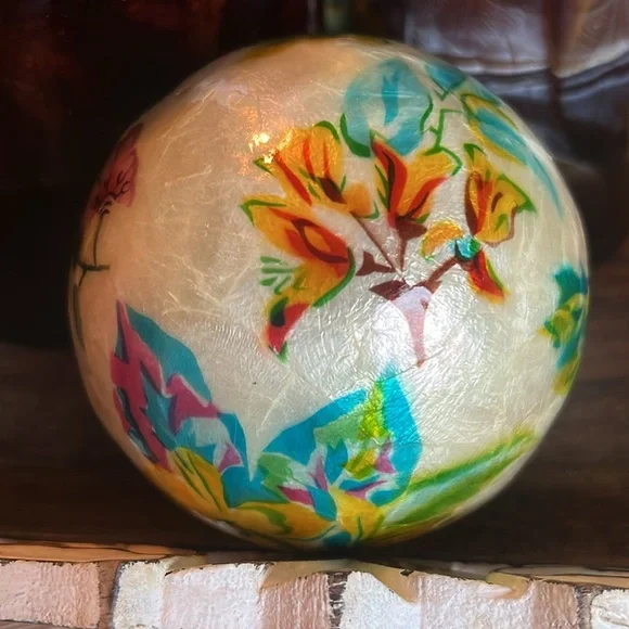 3 Decorative Bunny Flower Balls / Orbs - Picture 16 of 17